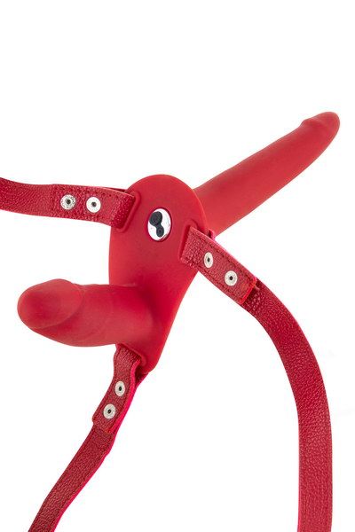 купить Двойной страпон с вибрацией Fetish Tentation Vibrating Strap-On with Double Dildo Red