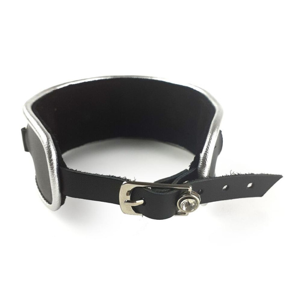 купить Ошейник из натуральной кожи со стразами и кольцом Art of Sex -  Collar Ring