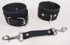 фото Наручники Feral Feelings - Hand Restraints, натуральная кожа, черные  || фото Наручники Feral Feelings - Hand Restraints, натуральна шкіра, чорні 