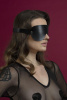фото Маска на глаза Feral Feelings - Blindfold Mask, натуральная кожа, черная  || фото Маска на очі Feral Feelings - Blindfold Mask, натуральна шкіра, чорна 