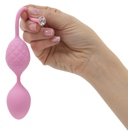 фото Роскошные вагинальные шарики PILLOW TALK - Frisky Pink с кристаллом, диаметр 3,2см, вес 49-75гр  || фото Розкішні вагінальні кульки PILLOW TALK - Frisky Pink з кристалом, діаметр 3,2 см, вага 49-75гр 