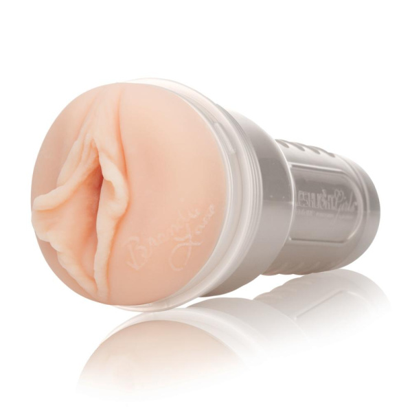 купить Мастурбатор Fleshlight Girls: Brandi Love - Heartthrob, со слепка вагины, очень нежный