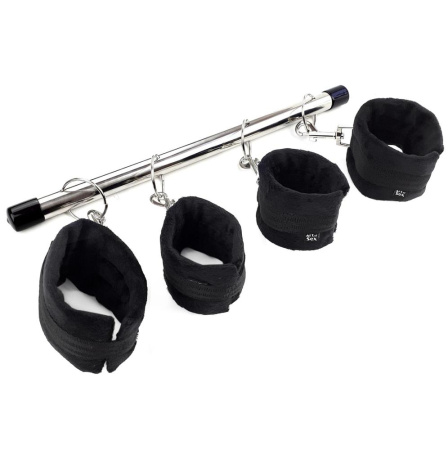 фото Колодка-распорка для рук и ног Art of Sex - Bondage  Soft Touch BDSM Spreader , цвет черный  || фото Колодка-розпірка для рук та ніг Art of Sex -Bondage  Soft Touch BDSM Spreader, колір чорний 