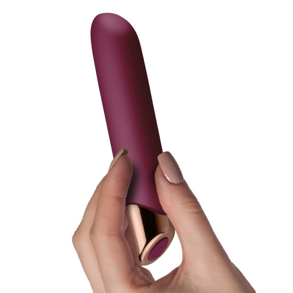 купить Мощный вибратор Rocks Off Chaiamo Burgundy, soft-touch силикон, до 3-х часов работы, водостойкий